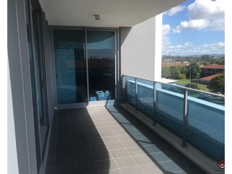 417/19 Imperial Parade, Labrador QLD 4215