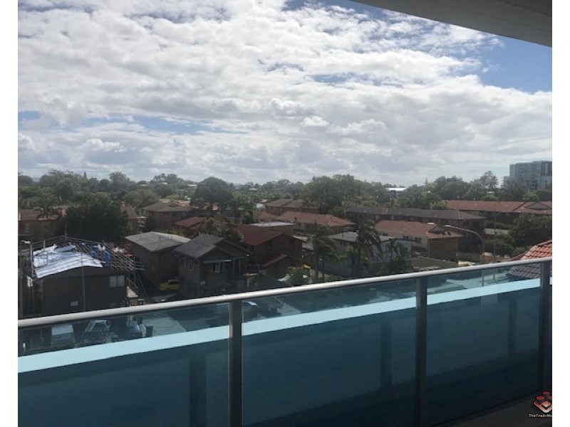 417/19 Imperial Parade, Labrador QLD 4215