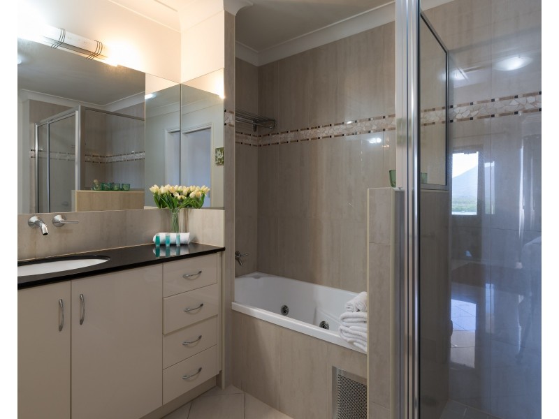 Cairns City QLD 4870