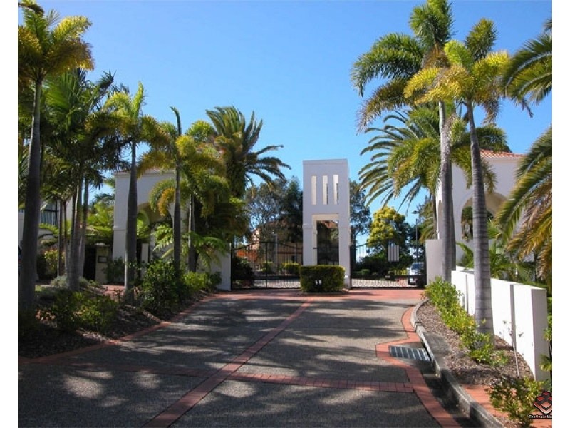 ID:3915557/22 Glenside Drive, Robina QLD 4226