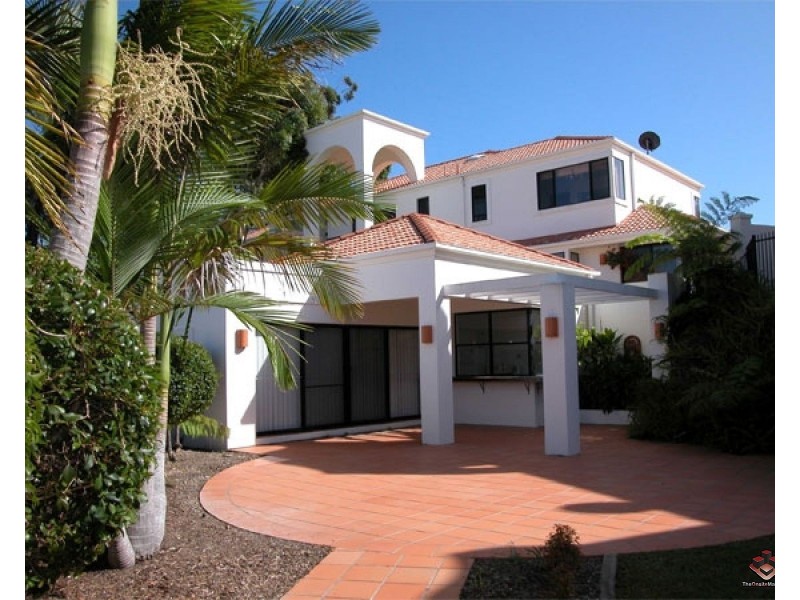 ID:3915557/22 Glenside Drive, Robina QLD 4226