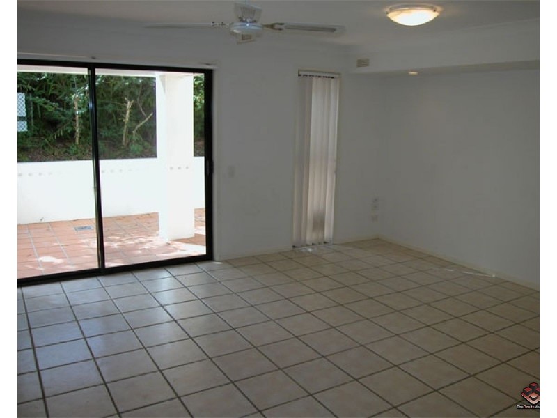 ID:3915557/22 Glenside Drive, Robina QLD 4226