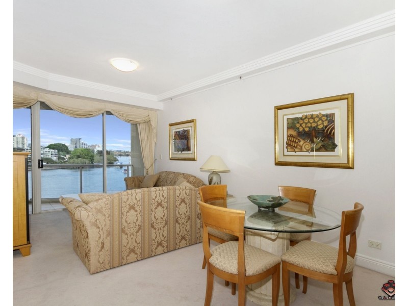 ID:3915562/32 Macrossan Street, Brisbane City QLD 4000