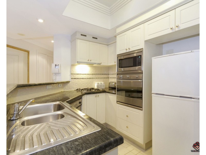 ID:3915562/32 Macrossan Street, Brisbane City QLD 4000