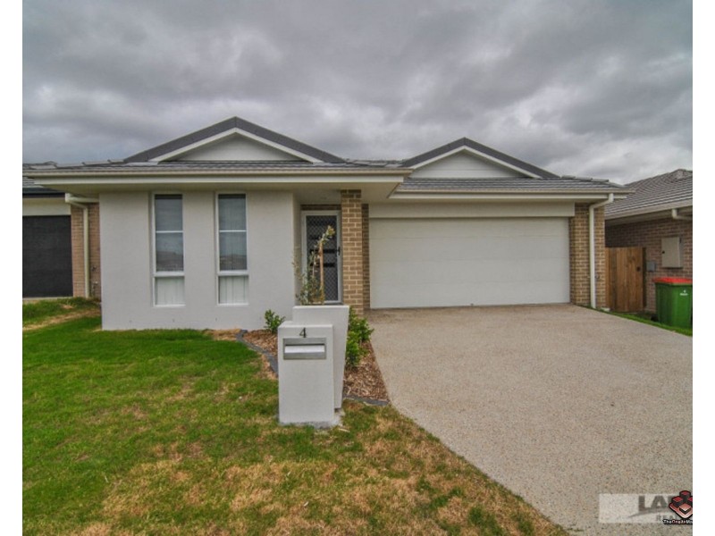 4 Rockford Street, Pimpama QLD 4209