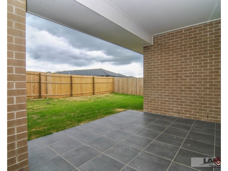 4 Rockford Street, Pimpama QLD 4209