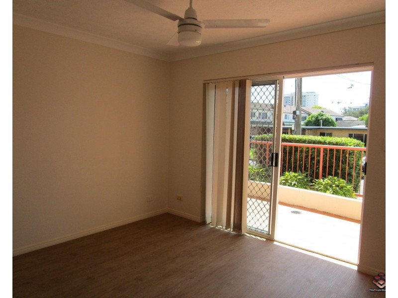 ID:3915632/5 Ocean Street, Coolangatta QLD 4225