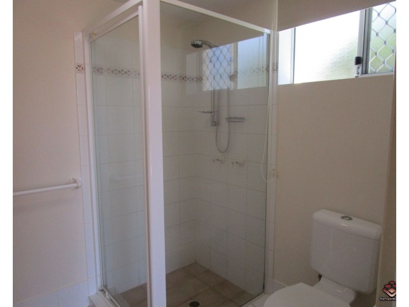 ID:3915632/5 Ocean Street, Coolangatta QLD 4225