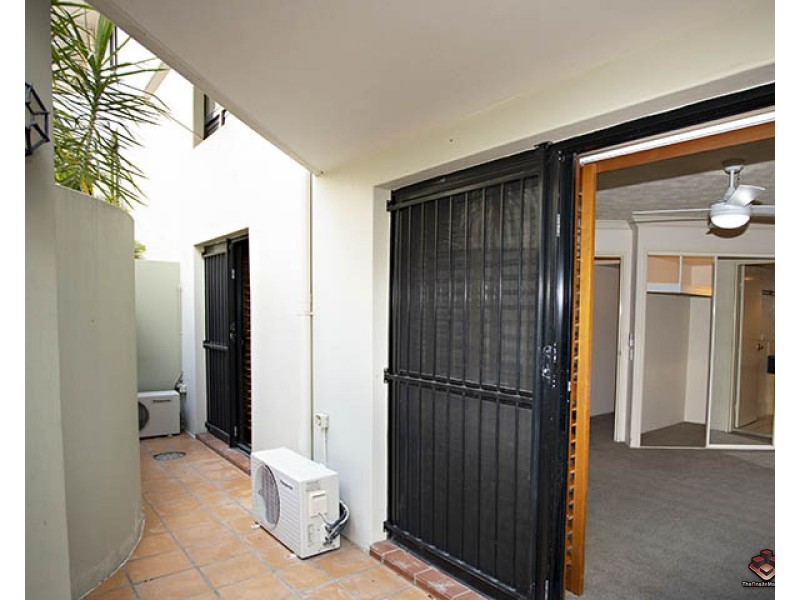 ID:3915712/163 Sydney Street, New Farm QLD 4005