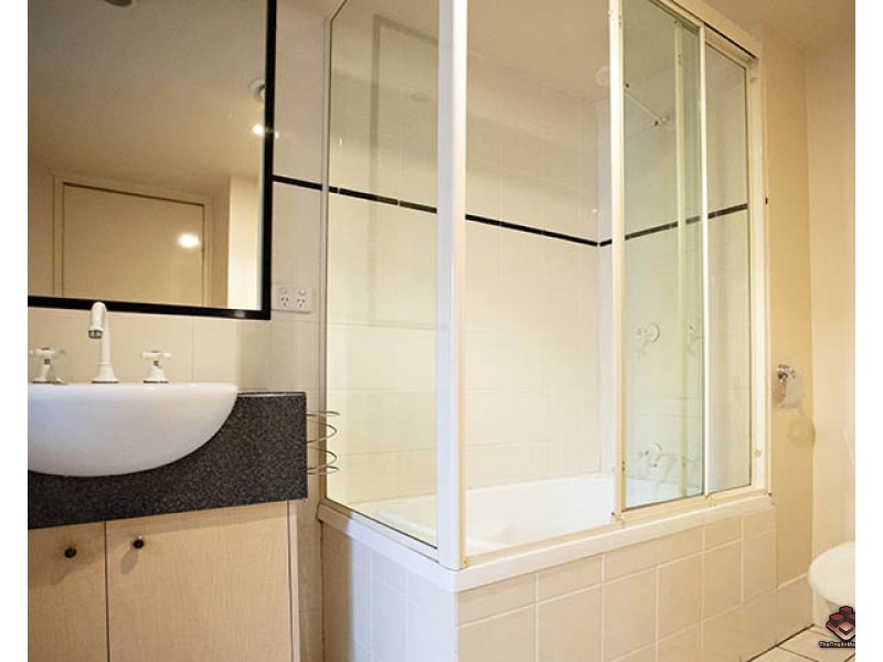 ID:3915712/163 Sydney Street, New Farm QLD 4005