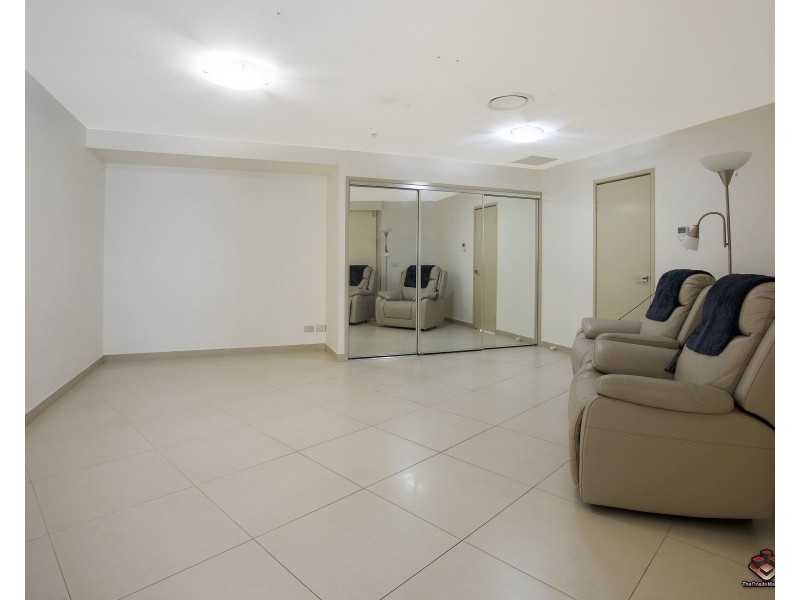 1 Duporth Avenue, Maroochydore QLD 4558