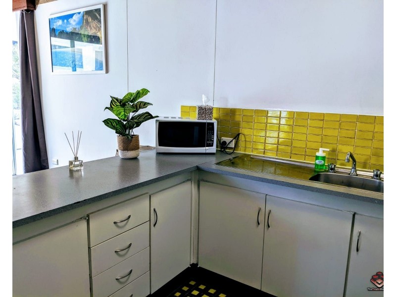 201 Garfield Terrace, Surfers Paradise QLD 4217