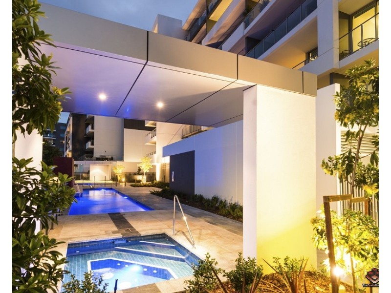 ID:3915762/11 Compass Drive, Biggera Waters QLD 4216