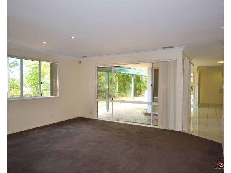 1 Glendale Place, Helensvale QLD 4212