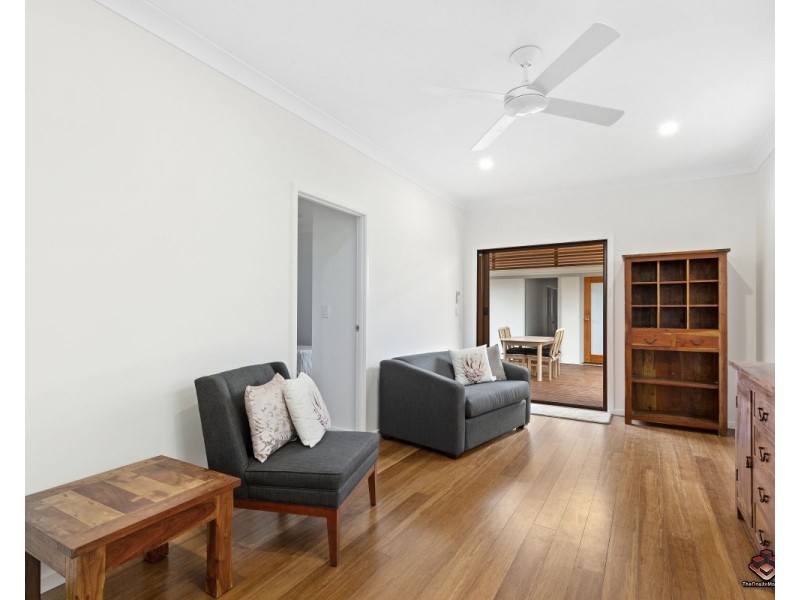 19 Baker Avenue, Labrador QLD 4215