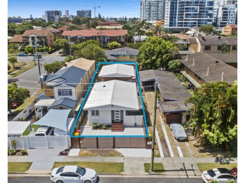 19 Baker Avenue, Labrador QLD 4215
