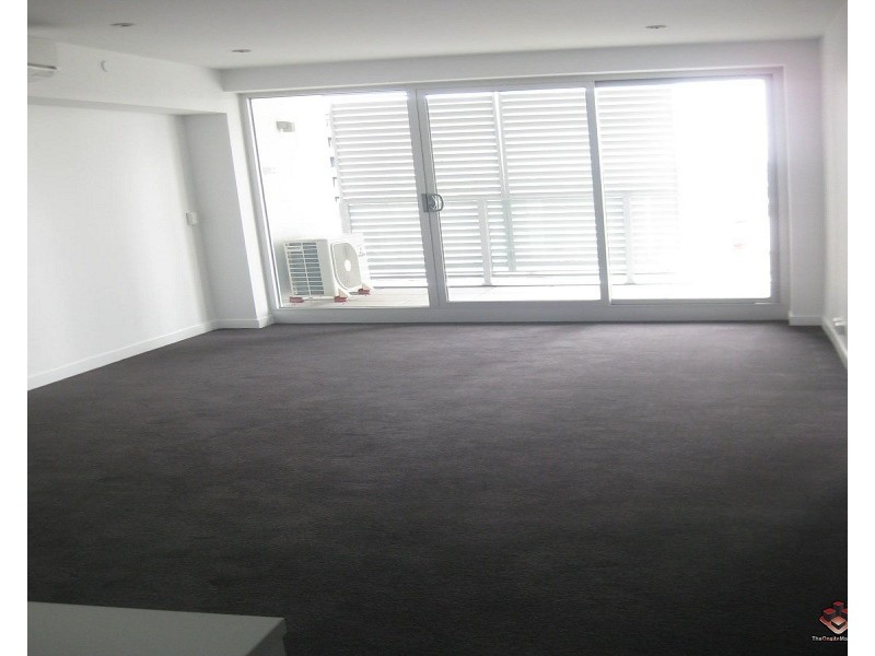 ID:3915975/100 Plenty Road, Preston VIC 3072