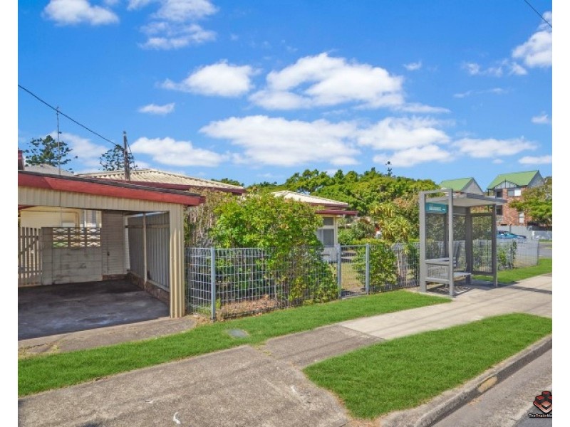 35 Walton Street, Southport QLD 4215