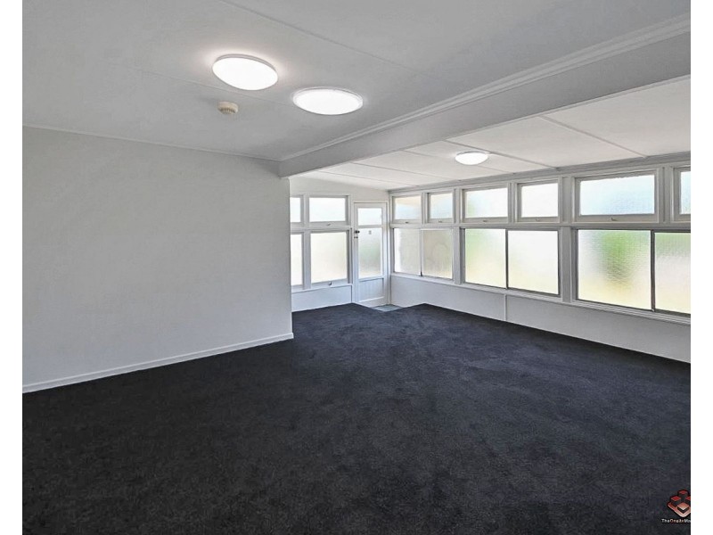 35 Walton Street, Southport QLD 4215