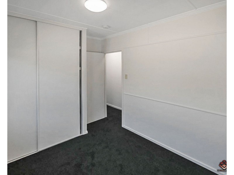 35 Walton Street, Southport QLD 4215