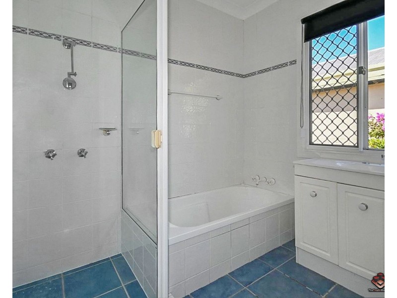 35 Walton Street, Southport QLD 4215