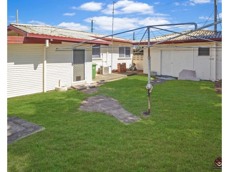 35 Walton Street, Southport QLD 4215