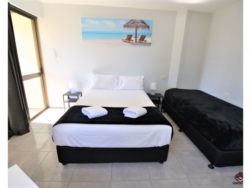 ID:3916241/8 Trickett Street, Surfers Paradise QLD 4217