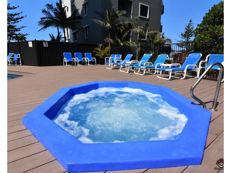 ID:3916241/8 Trickett Street, Surfers Paradise QLD 4217