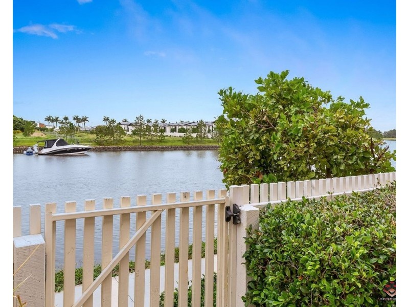 Hope Island QLD 4212