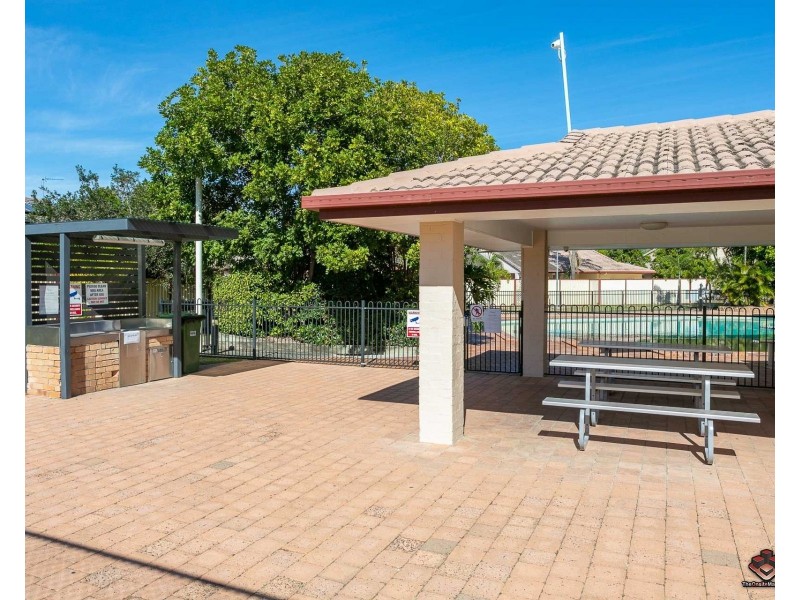 128 Benowa Road, Southport QLD 4215