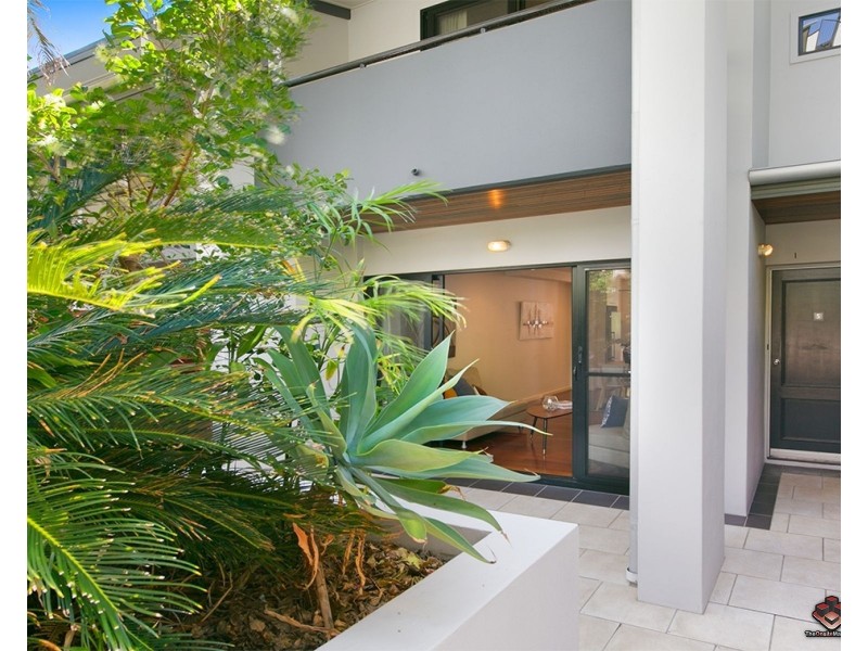 ID:3916340/26 Holland Street, Toowong QLD 4066