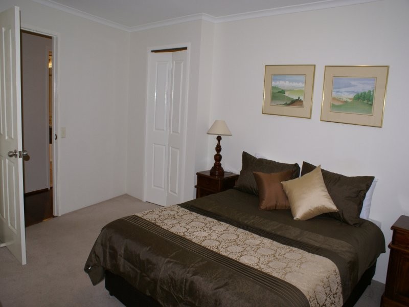 135 Macquarie Street, Teneriffe QLD 4005