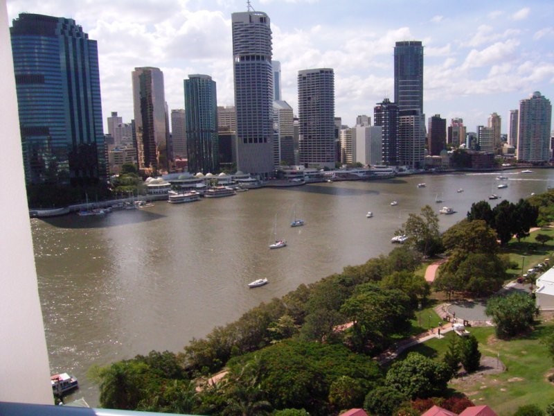 321 MAIN STREET, Kangaroo Point QLD 4169
