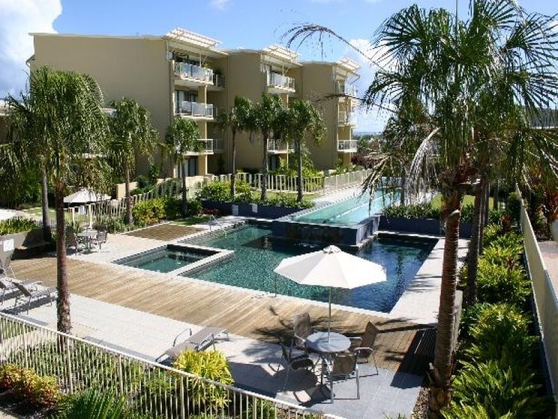 1 Grenada Way Grenada Way, Kawana Island QLD 4575