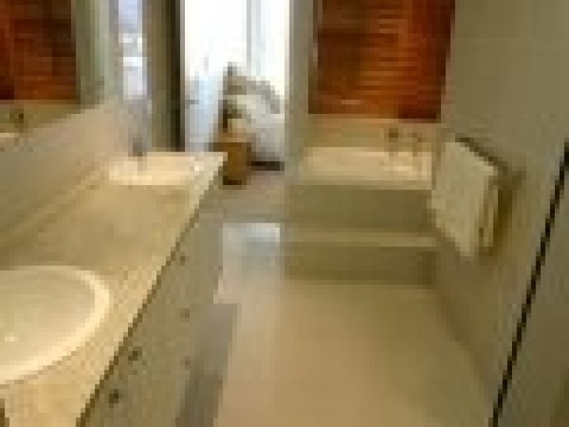 1 Grenada Way Grenada Way, Kawana Island QLD 4575