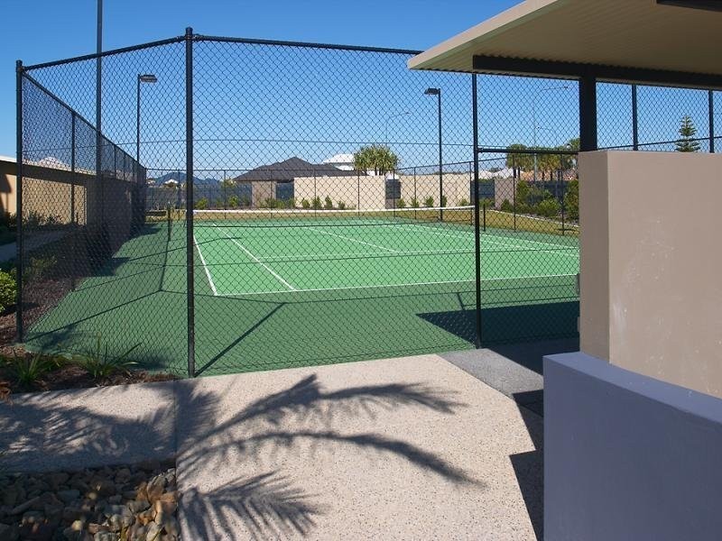 1 Grenada Way Grenada Way, Kawana Island QLD 4575