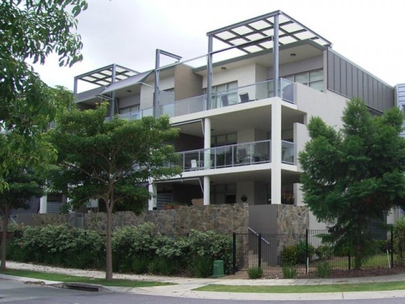 18 Addison Avenue, Bulimba QLD 4171