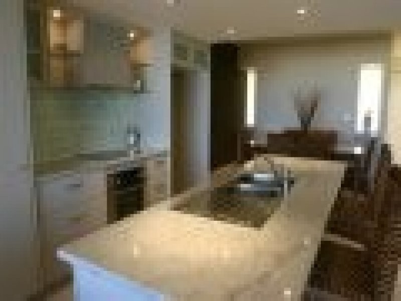 1 Grenada Way, Kawana Island QLD 4575