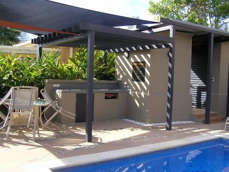 Chevron Island QLD 4217