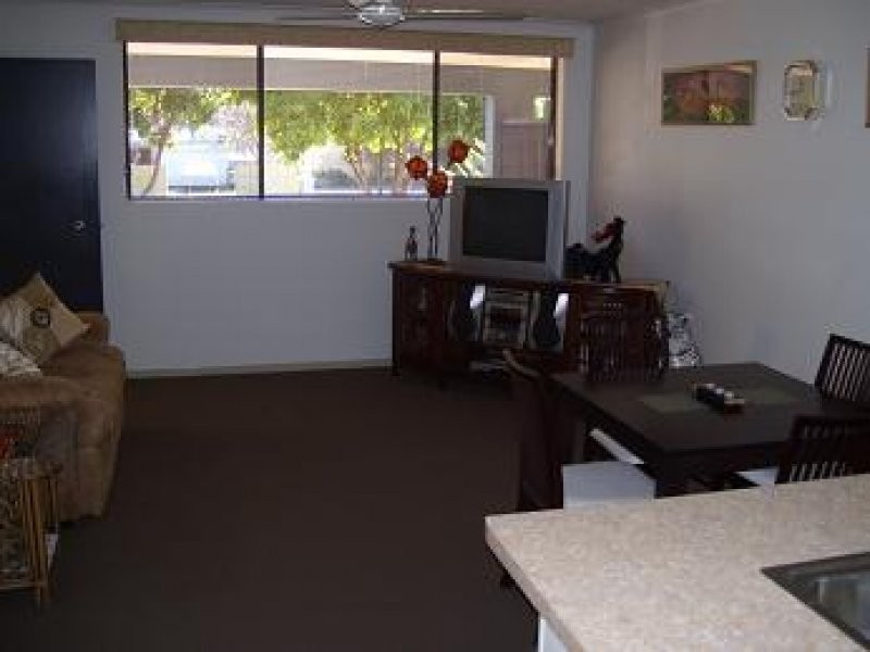 Chevron Island QLD 4217