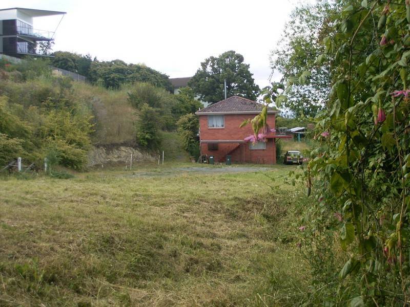 337 Churchill Avenue, Sandy Bay TAS 7005