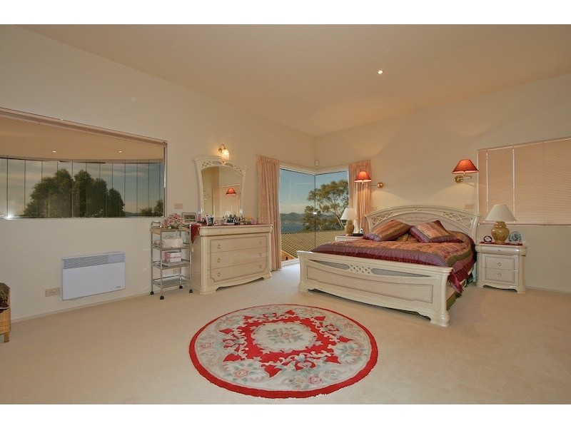 3 Enterprise Road, Sandy Bay TAS 7005