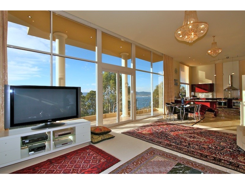 3 Enterprise Road, Sandy Bay TAS 7005