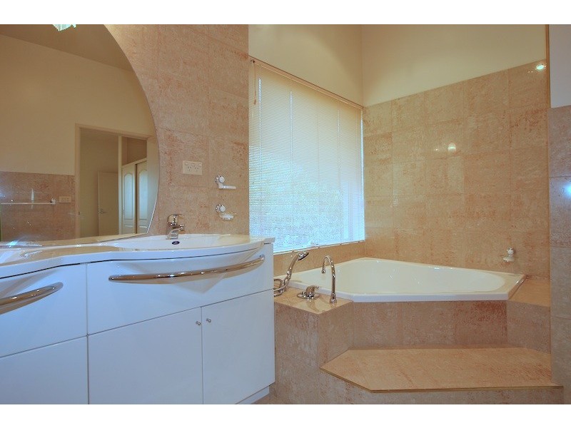 3 Enterprise Road, Sandy Bay TAS 7005