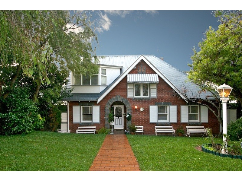 19 Elphinstone Road, Mount Stuart TAS 7000