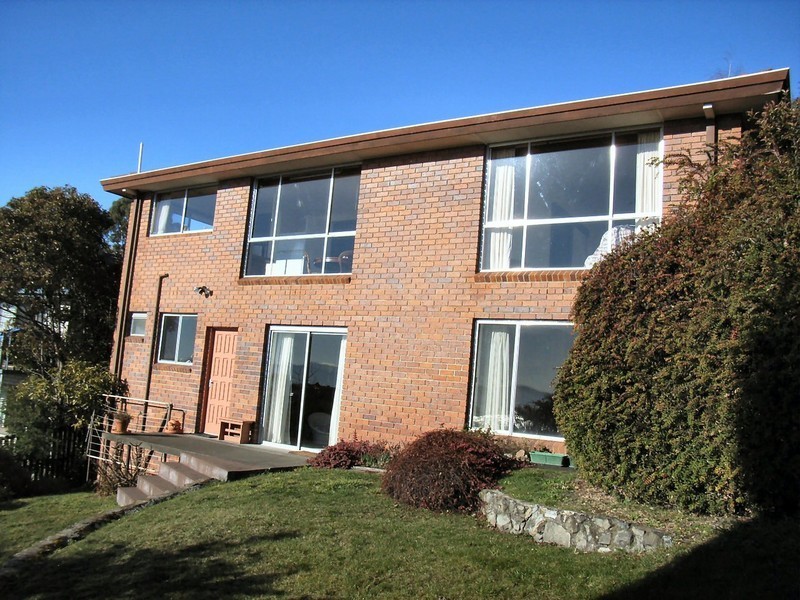 491 Churchill Avenue, Sandy Bay TAS 7005
