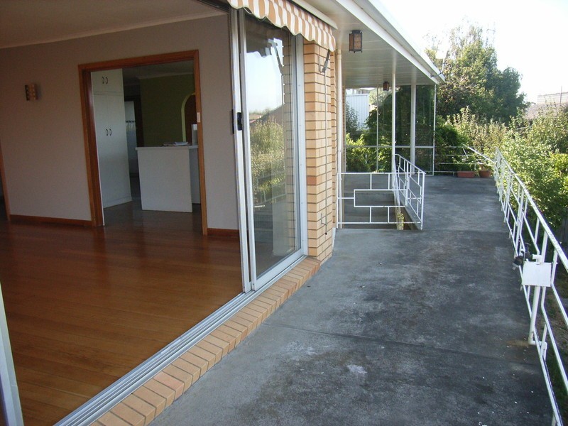 27 Monash Avenue, Lenah Valley TAS 7008