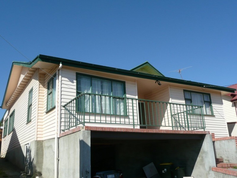 1 and 2, 7 Gant Street, Lenah Valley TAS 7008