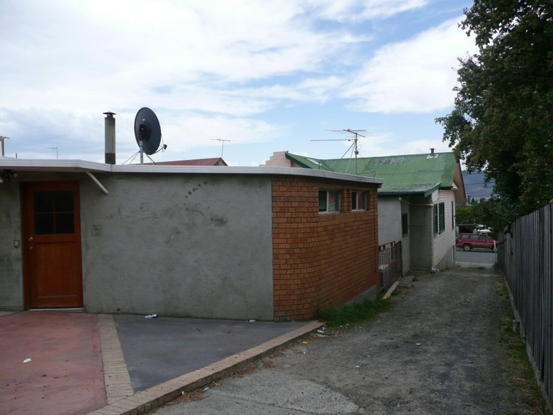 1 and 2, 7 Gant Street, Lenah Valley TAS 7008