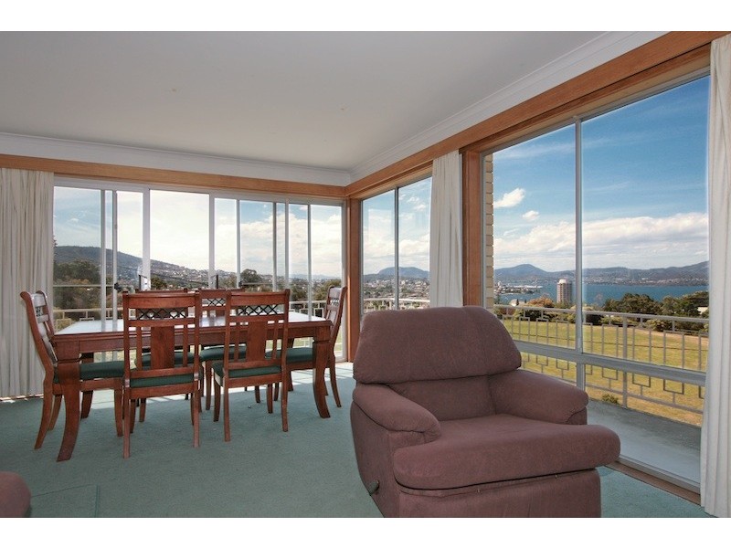 245 Churchill avenue, Sandy Bay TAS 7005